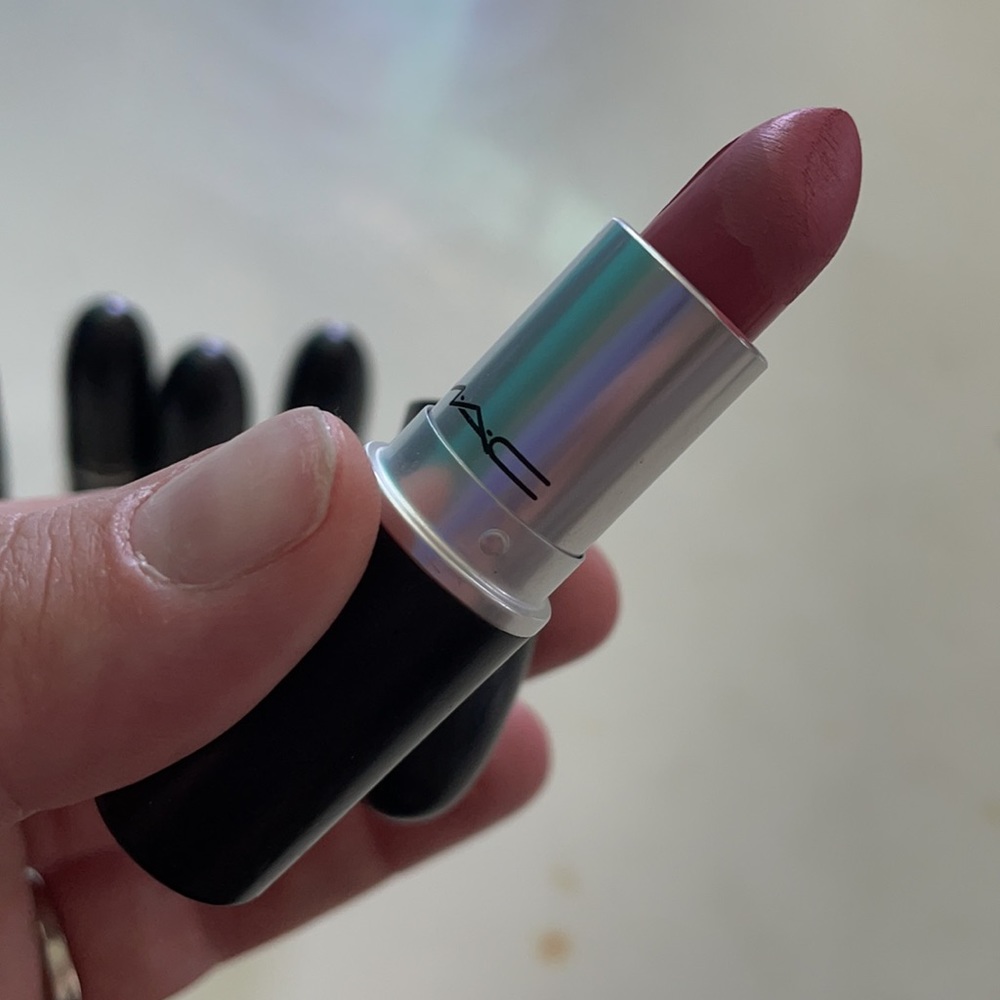 MAC COSMETICS